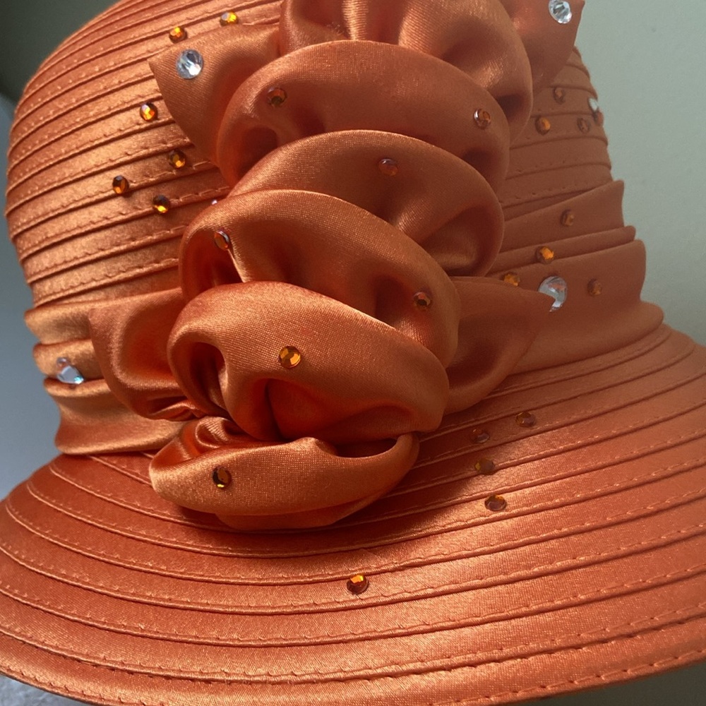 Pretty Orange Church / Dress Hat - Picture 6 of 10